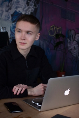 Даниил Латышев