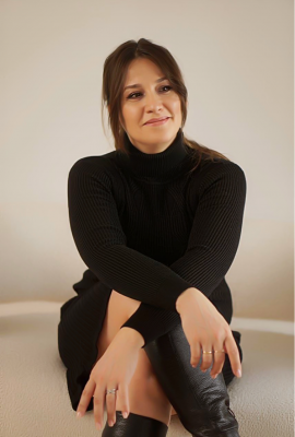 Марина Захаричева