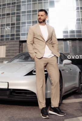 Артем Рошиор